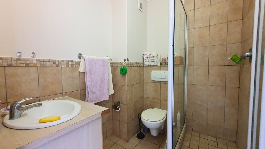 2 Bedroom Property for Sale in Dana Bay Western Cape